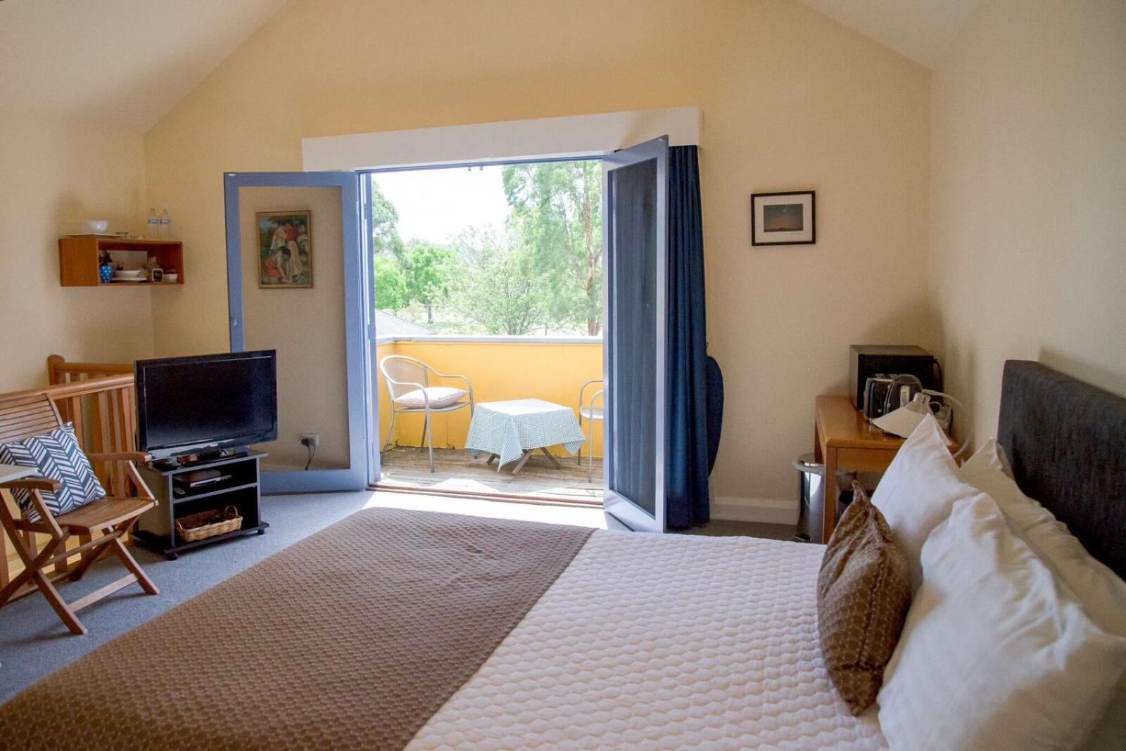 Tranquil Vale Vineyard Hotel Luskintyre Екстериор снимка